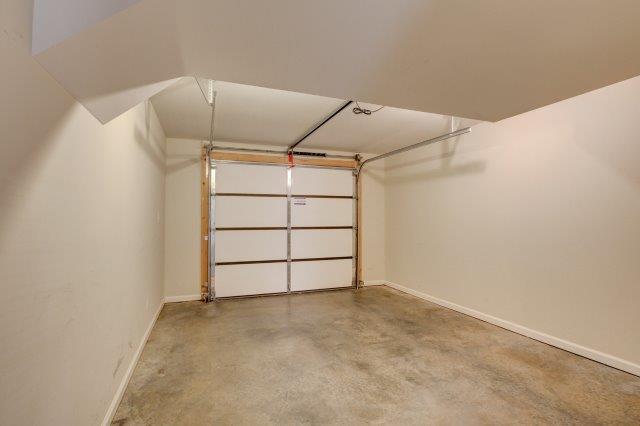 992 South Ash Ridge Drive, Unit B Clarksville, TN 37042 - Photo 23 of 27