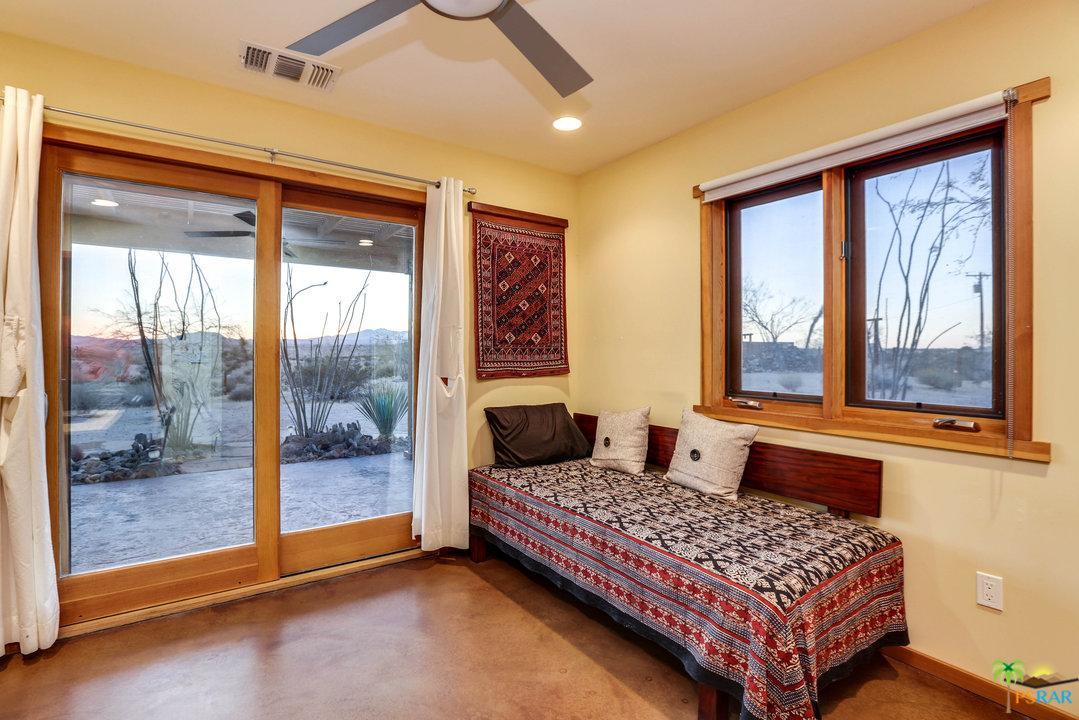 1776 Sunview Road Joshua Tree, CA 92252 - Photo 18 of 54