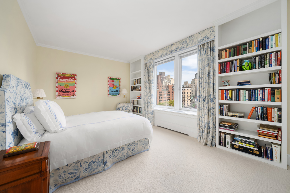 950 Park Avenue, Unit 8A Manhattan, NY 10028 - Photo 11 of 16