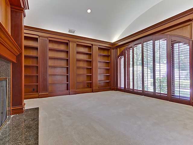 16210 Via Cazadero Rancho Santa Fe, CA 92067 - Photo 6 of 25 office- library