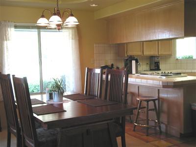 1613 Jenkins Road Bakersfield, CA 93314 - Photo 3 of 6 Kitchen / Dining