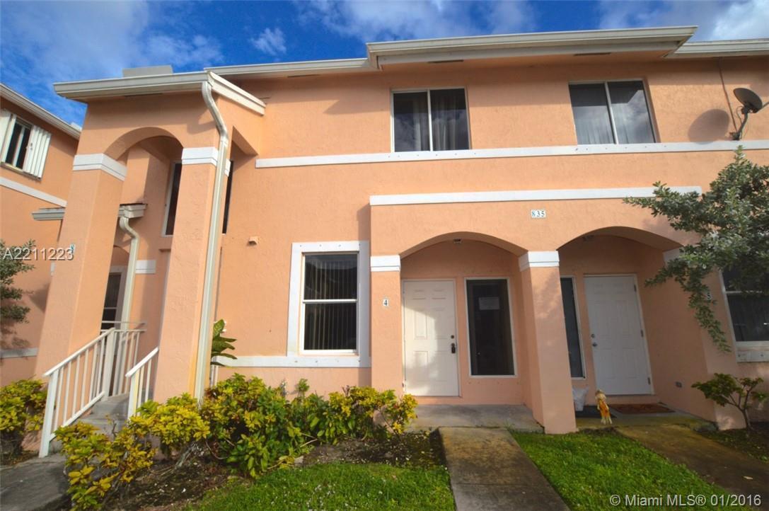 835 Northeast 212th Terrace, Unit 4 North Miami Beach, FL 33179 - Photo 1 of 14
