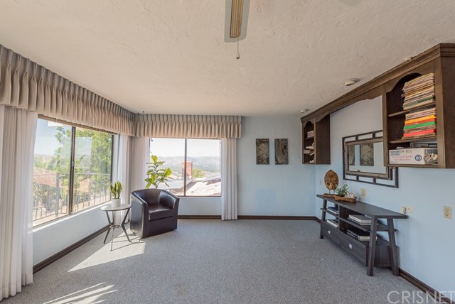 23945 Park Belmonte Calabasas, CA 91302 - Photo 37 of 56