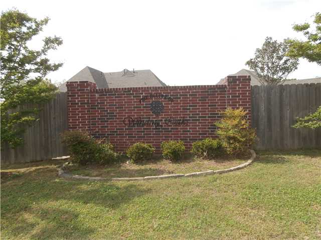 6137 Piney Bluff Road Bartlett, TN 38135 - Photo 23 of 25 Entrance to the Bluffs of Winding Oaks!