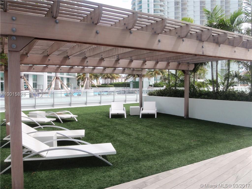 92 Southwest 3rd Street, Unit 2312 Miami, FL 33130 - Photo 10 of 14
