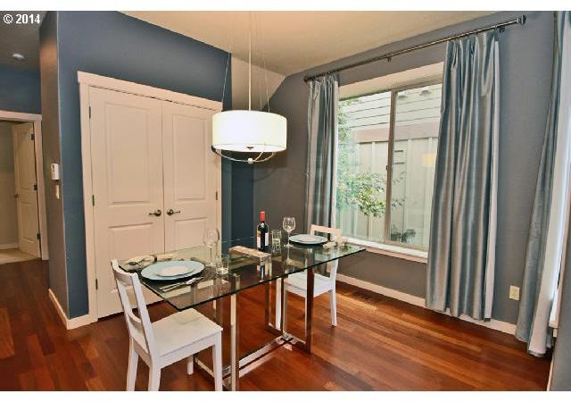 8950 Southwest Taylors Ferry Road Portland, OR 97223 - Photo 6 of 16 Gallery Image 6
