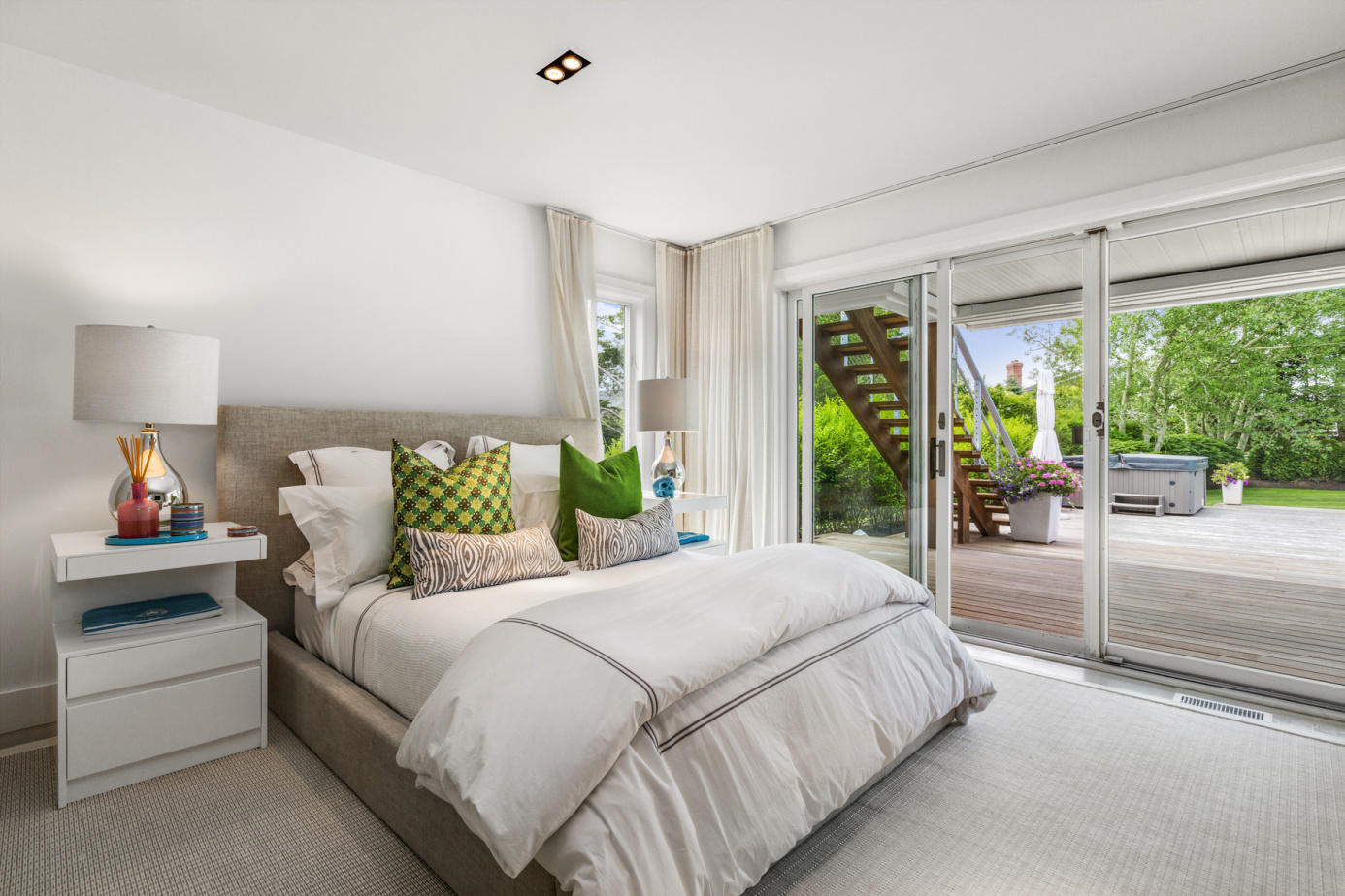 Bridgehampton South Bridgehampton, NY 11976 - Photo 8 of 9