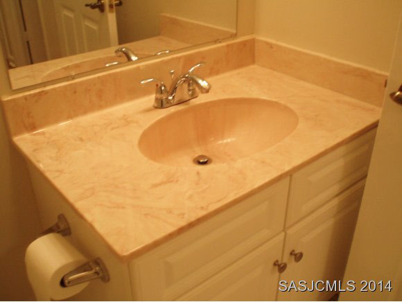 2004 Vista Cove Road St. Augustine, FL 32084 - Photo 6 of 24 Guest Bath