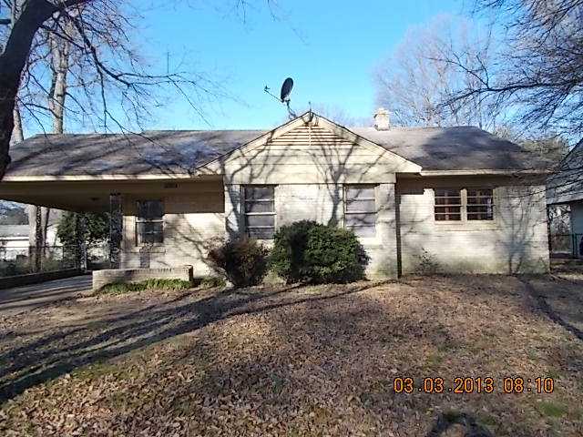 1529 Raymore Road Memphis, TN 38117 - Photo 1 of 12