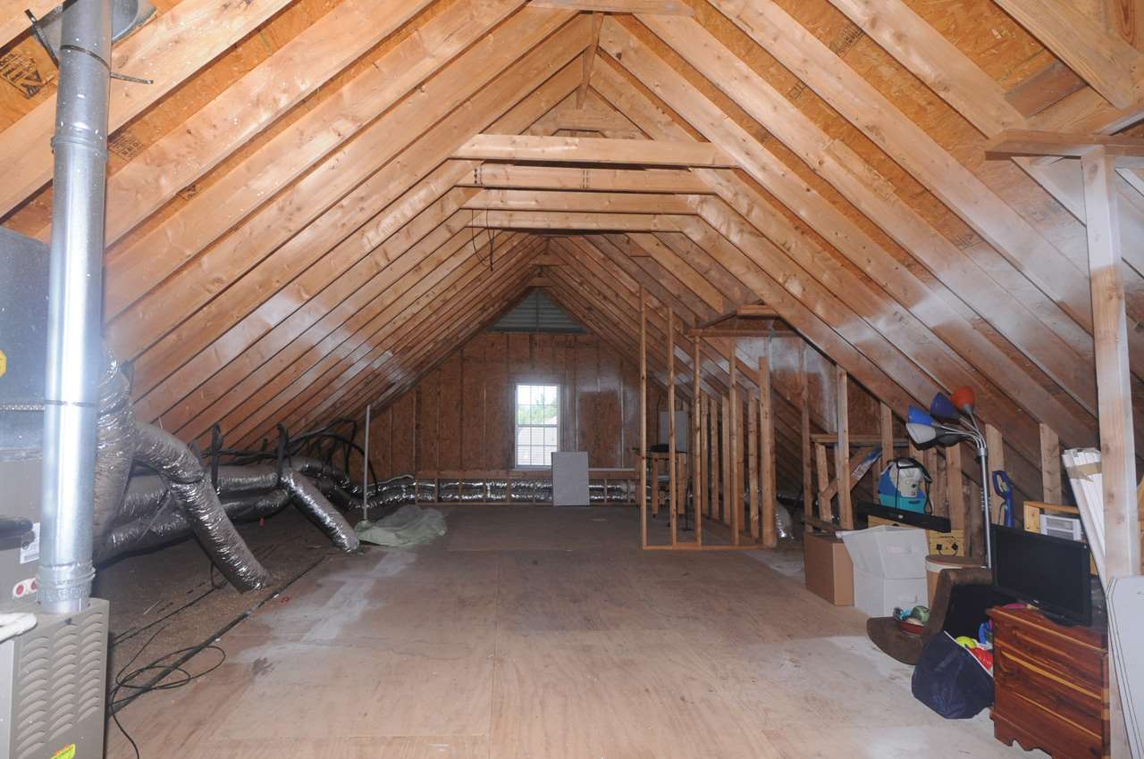 242 Ridgeway Lane Millington, TN 38053 - Photo 2 of 25 Gallery Image 2