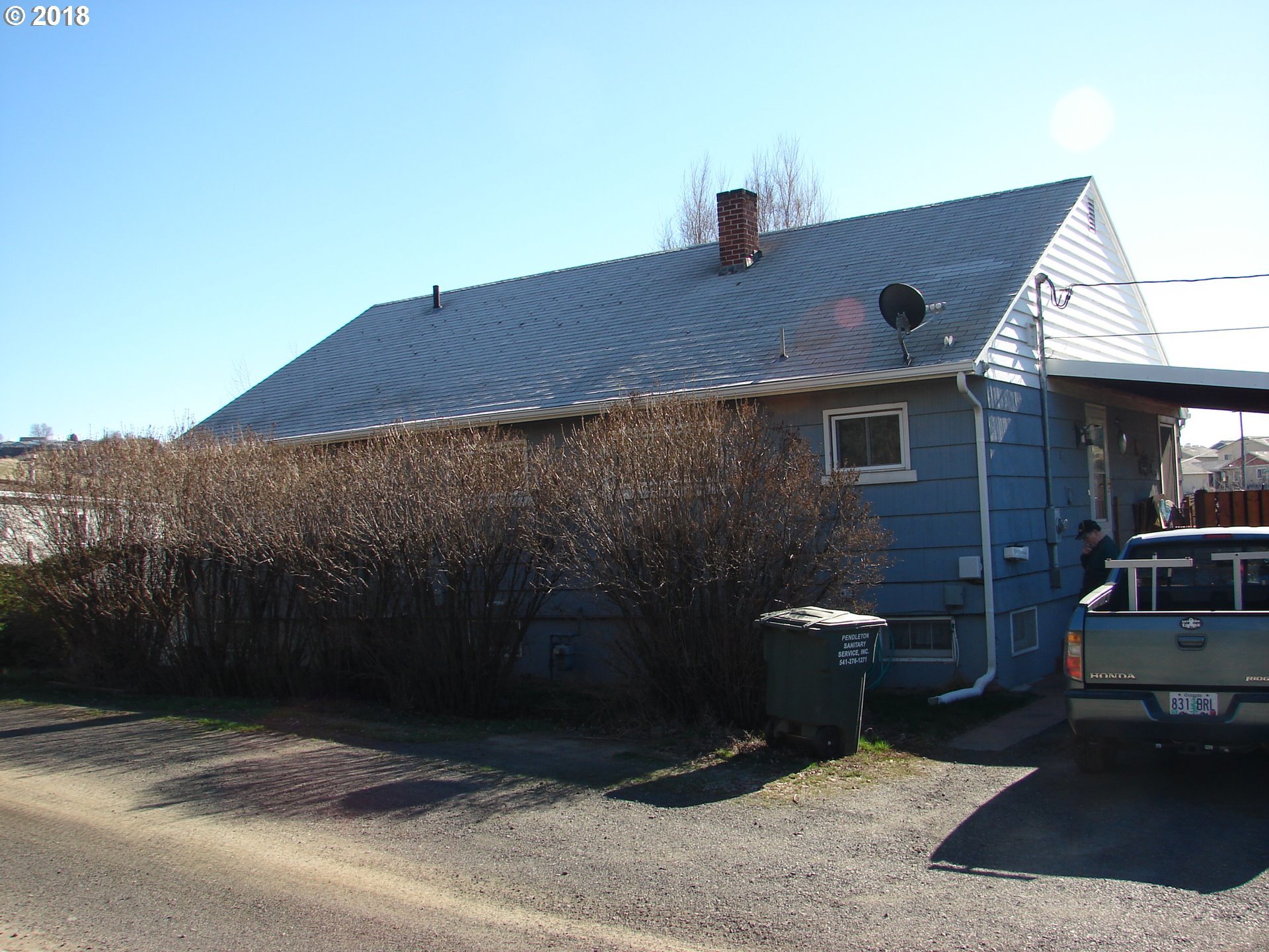 802 Southwest 20th Street Pendleton, OR 97801 - Photo 3 of 16