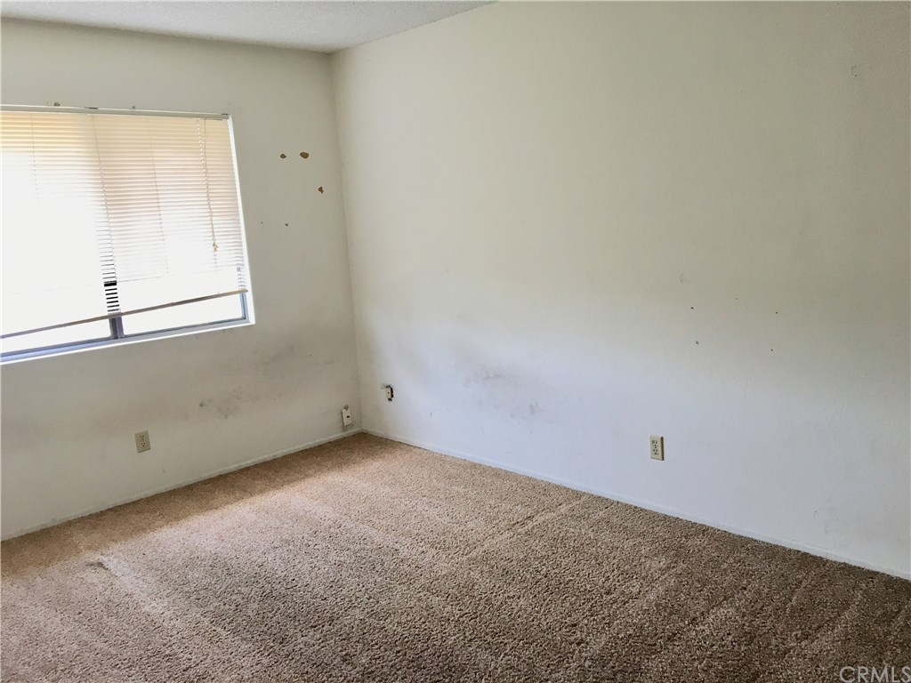 700 West Walnut Avenue, Unit 8 Orange, CA 92868 - Photo 17 of 20