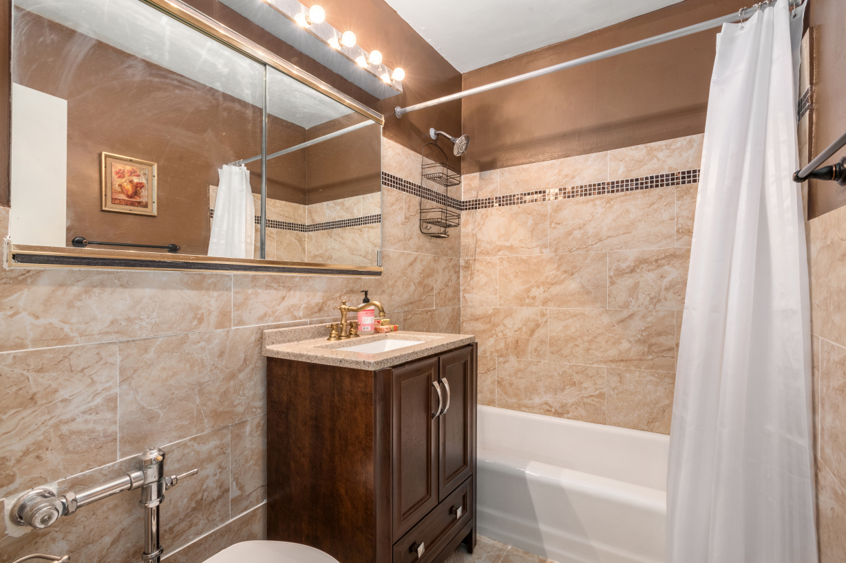 1360 Ocean Parkway, Unit 11J Brooklyn, NY 11230 - Photo 5 of 7