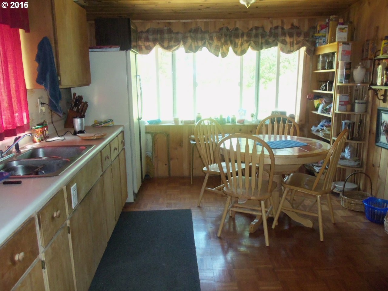10390 Ridgetop Road Dufur, OR 97021 - Photo 21 of 25 Gallery Image 21