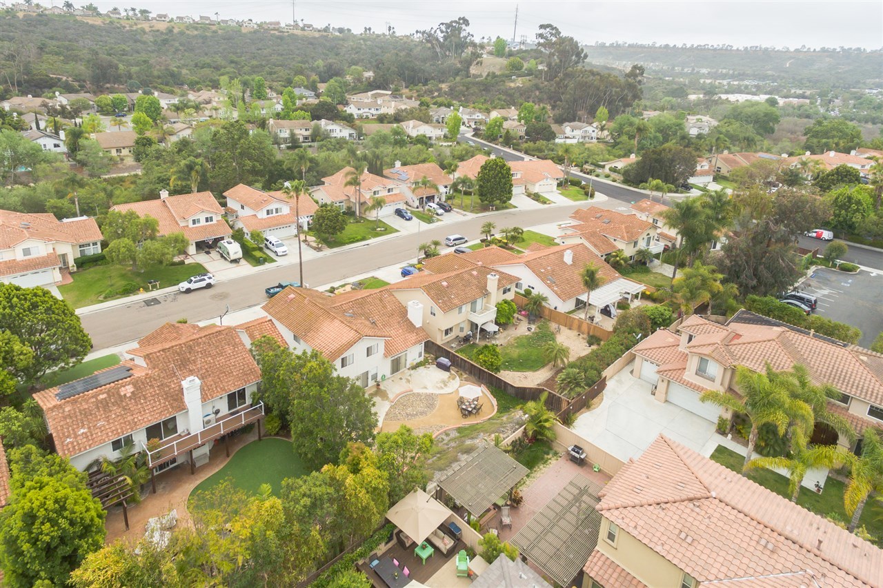 1734 Willowhaven Road Encinitas, CA 92024 - Photo 5 of 25