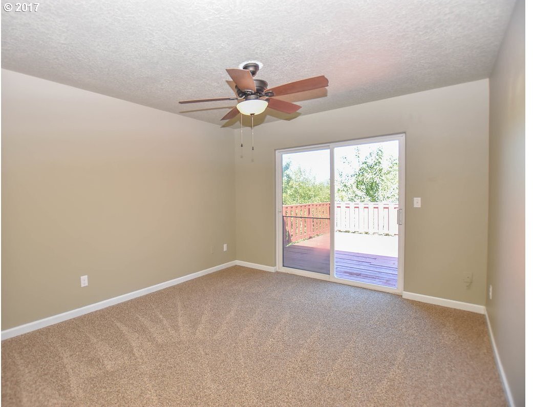 866 Schaffran Road Castle Rock, WA 98611 - Photo 19 of 20 Gallery Image 19