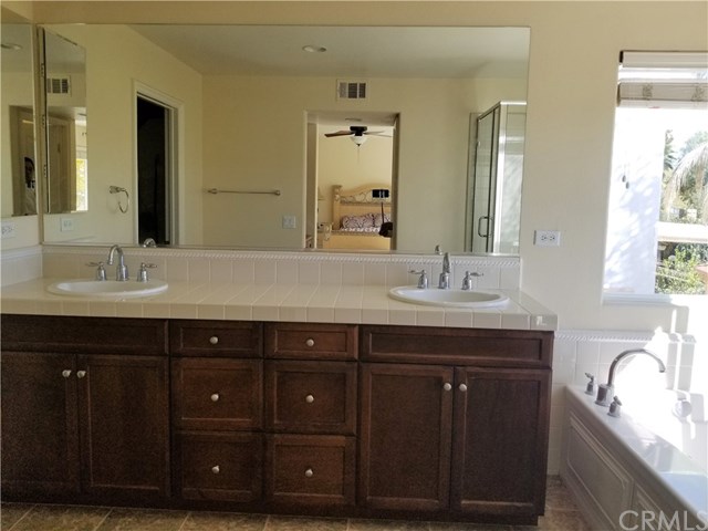 30005 Mickelson Way Murrieta, CA 92563 - Photo 32 of 50