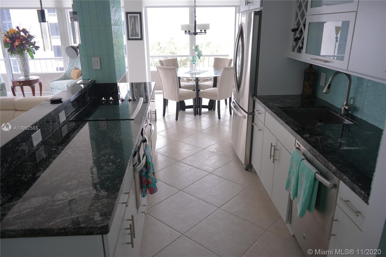 5540 North Ocean Drive, Unit 5D Riviera Beach, FL 33404 - Photo 8 of 23