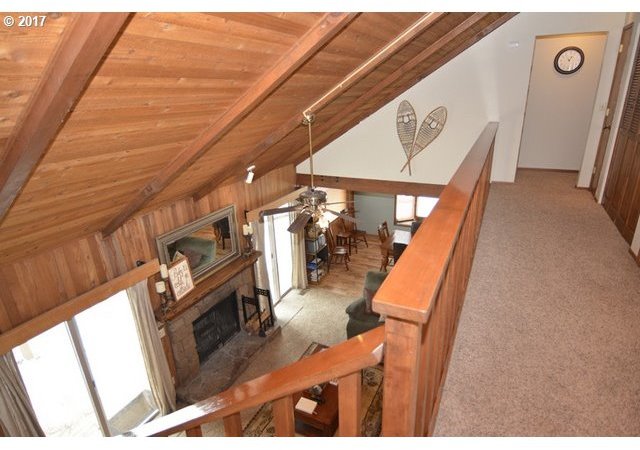 11 Pine Ridge Lane Sunriver, OR 97707 - Photo 16 of 25