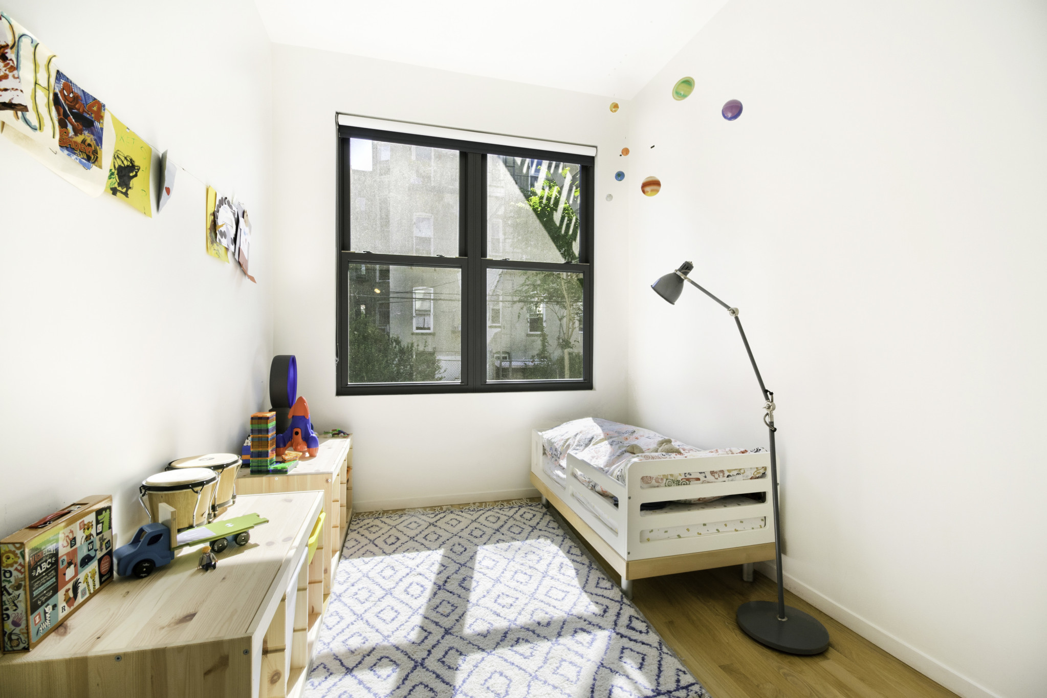 654 Humboldt Street Brooklyn, NY 11222 - Photo 6 of 8