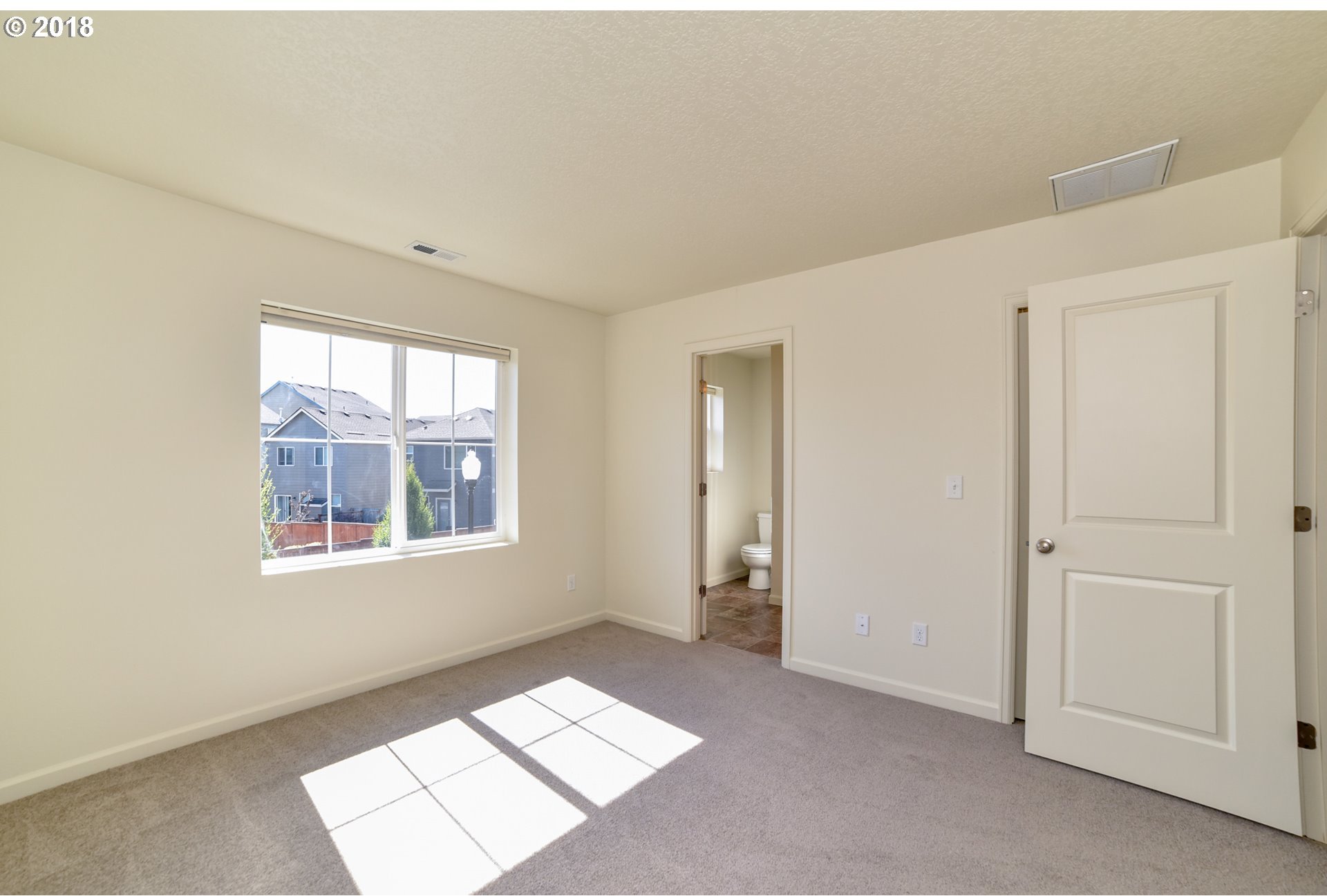 827 Southwest Windrose Terrace Beaverton, OR 97003 - Photo 20 of 32