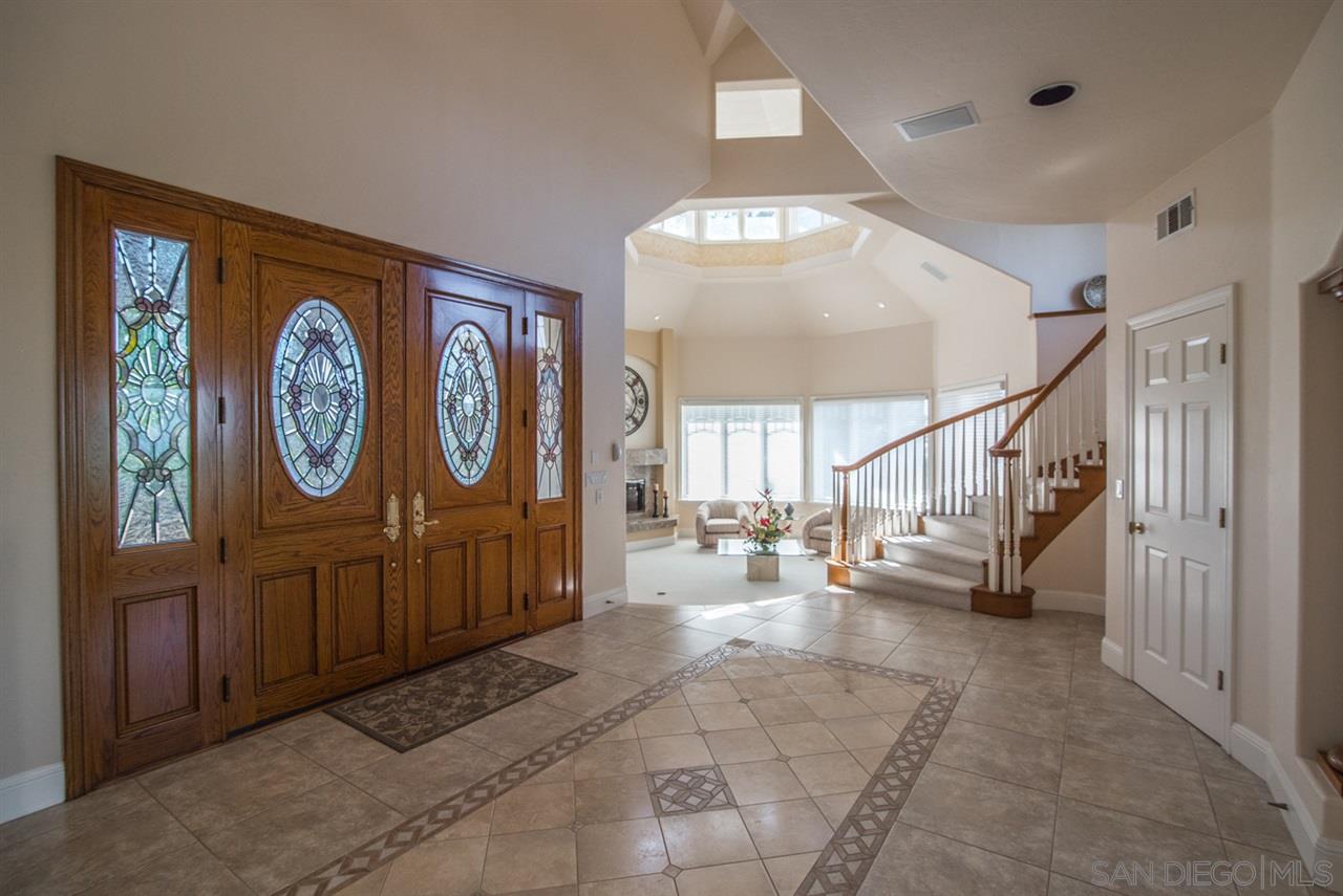 9569 Palomino Ridge Drive Lakeside, CA 92040 - Photo 4 of 25