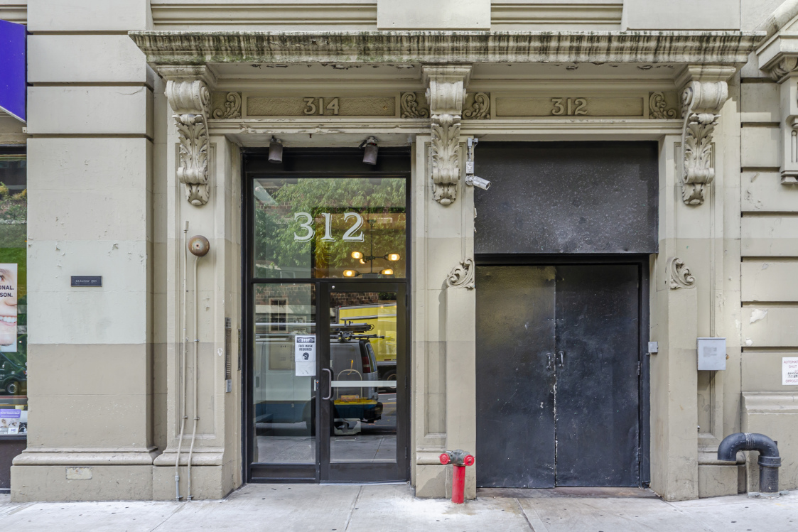 The Foundry 312 E 23rd St, Manhattan, NY 10010 - Photo 4 of 5