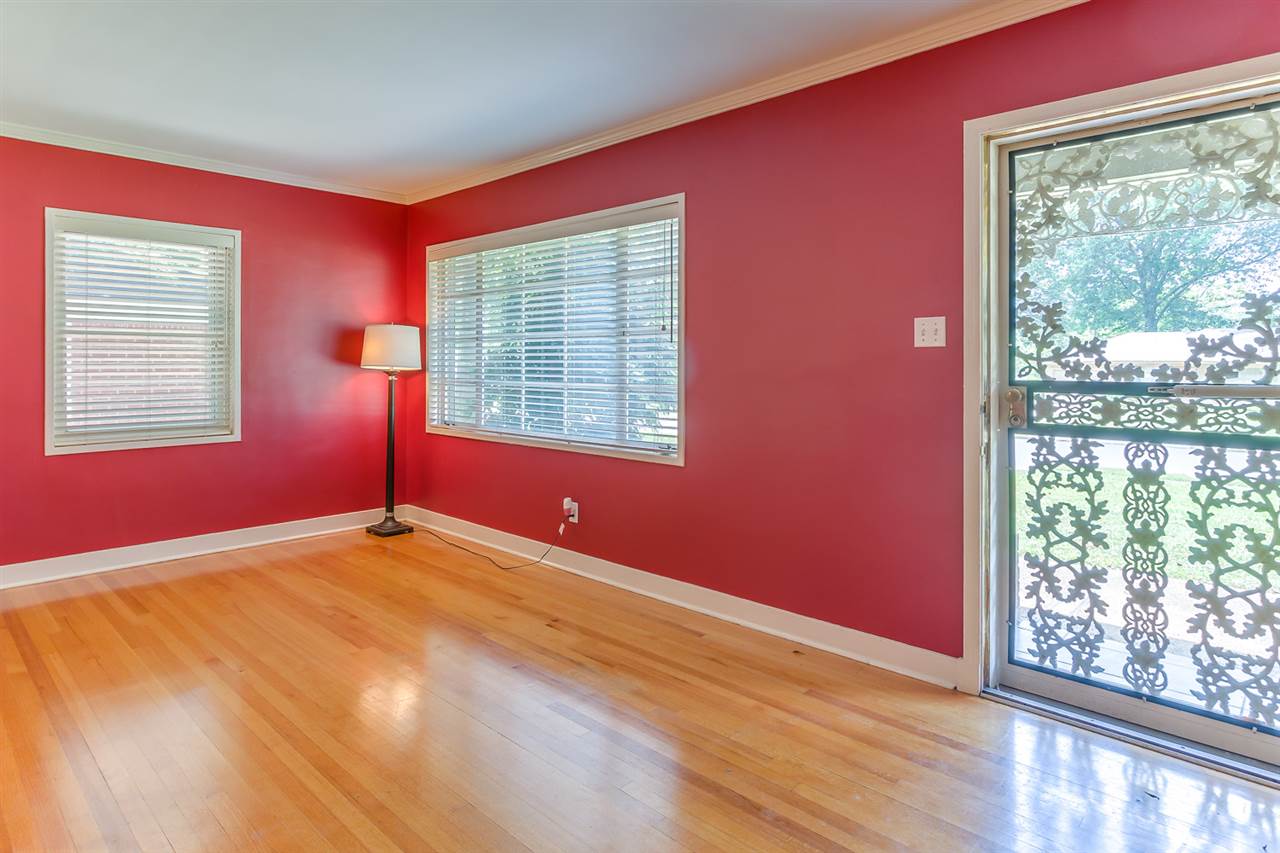 4153 Sequoia Road Memphis, TN 38117 - Photo 10 of 24