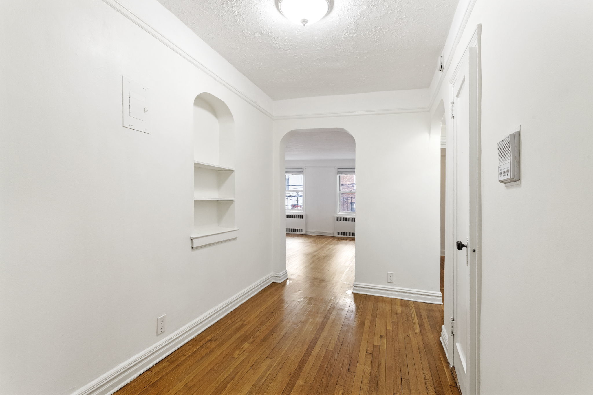 40 Tehama Street, Unit 2K Brooklyn, NY 11218 - Photo 3 of 14 Gallery Image 3