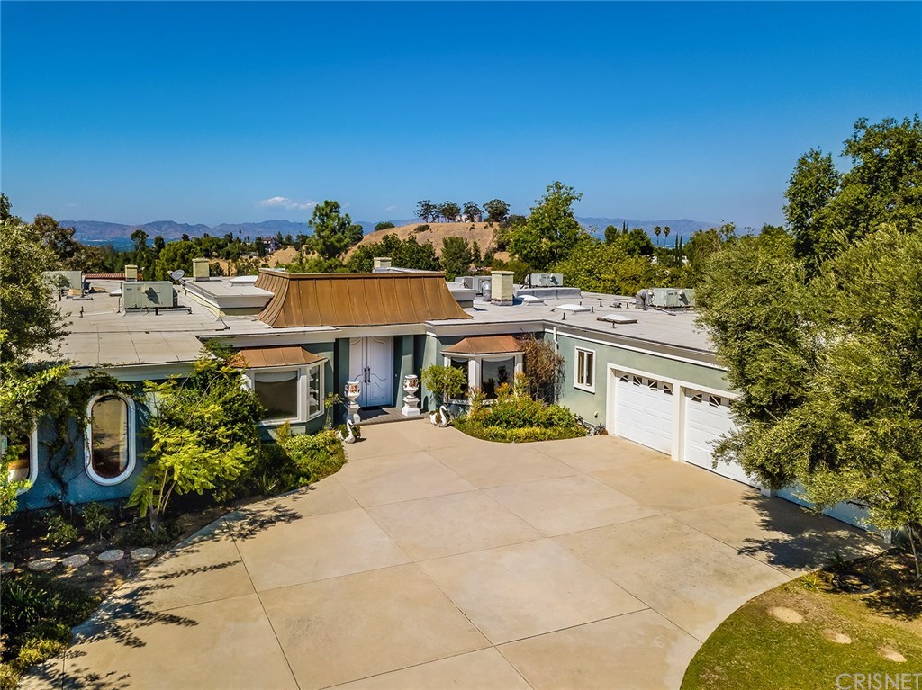 4151 Falling Leaf Drive Encino, CA 91316 - Photo 1 of 30