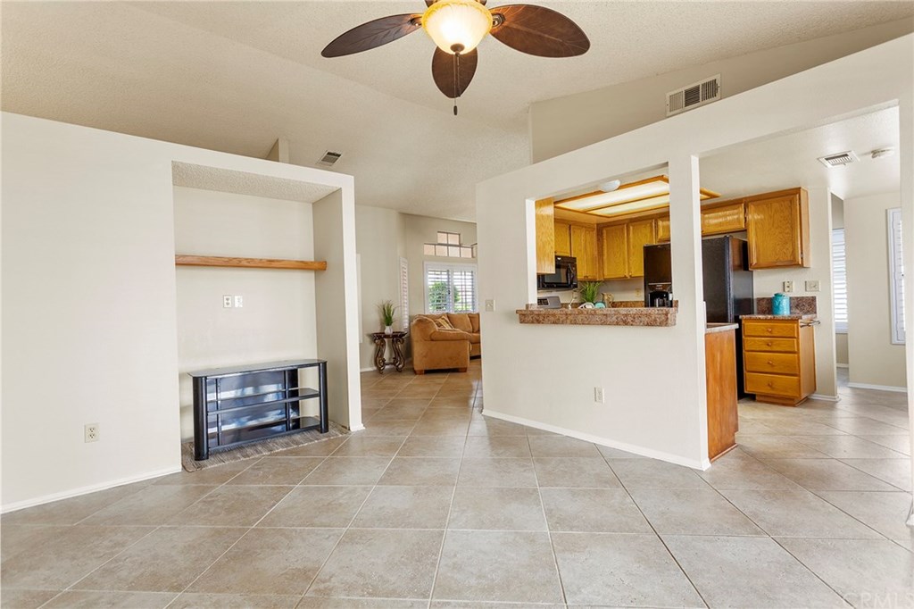 26592 Braddock Road Menifee, CA 92586 - Photo 12 of 36