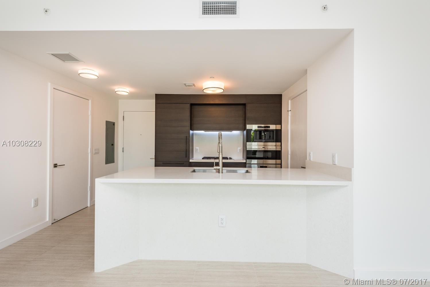 1 Collins Avenue, Unit 108 Miami Beach, FL 33139 - Photo 5 of 34