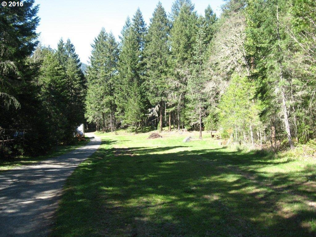 965 Eakin 967 Road Azalea, OR 97410 - Photo 10 of 26 Gallery Image 10