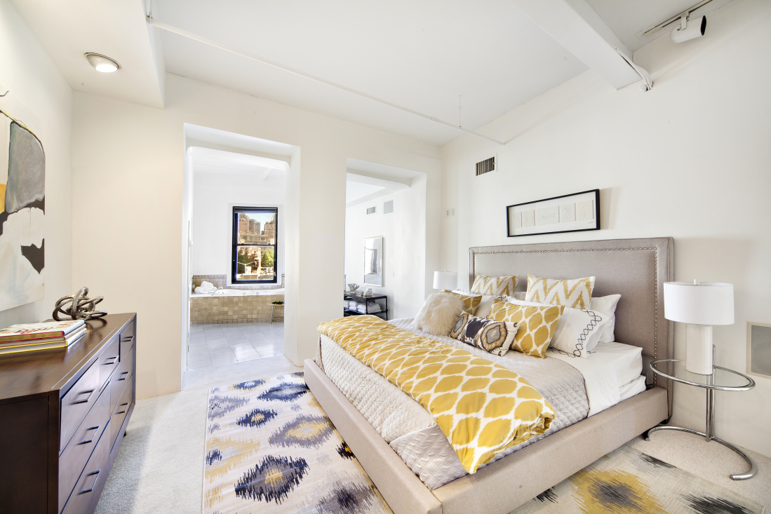652 Hudson Street, Unit 3S Manhattan, NY 10014 - Photo 7 of 13
