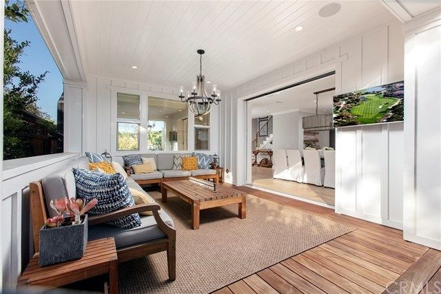 $2,575,000 | 291 Walnut Street, Costa Mesa, CA 92627