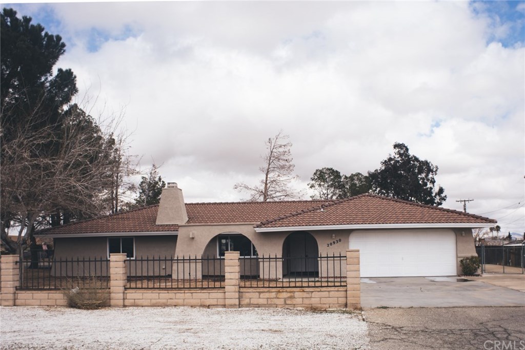 20930 Sioux Road Apple Valley, CA 92308 - Photo 1 of 1