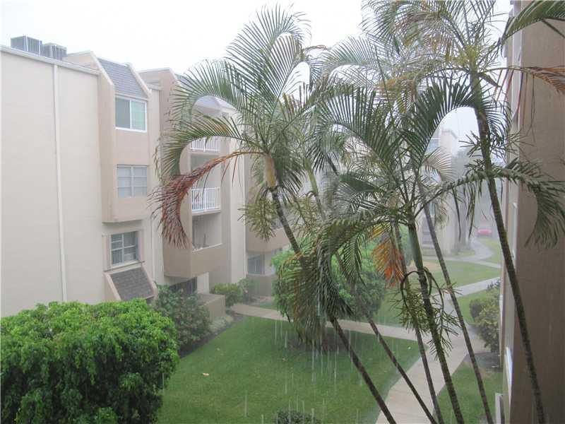 7725 Southwest 86th Street, Unit A1320 Miami, FL 33143 - Photo 14 of 20
