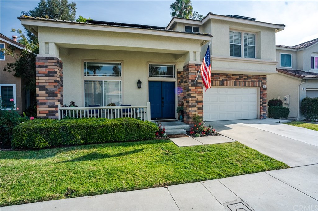 Welcome to 18 Wayfaire, Rancho Santa Margarita. Las Flores - 4 Bedroom (Possibility of 5 Bedrooms) 2.5 Bathrooms, 2264 Sq. Ft. TOTALLY REMODELED INSIDE