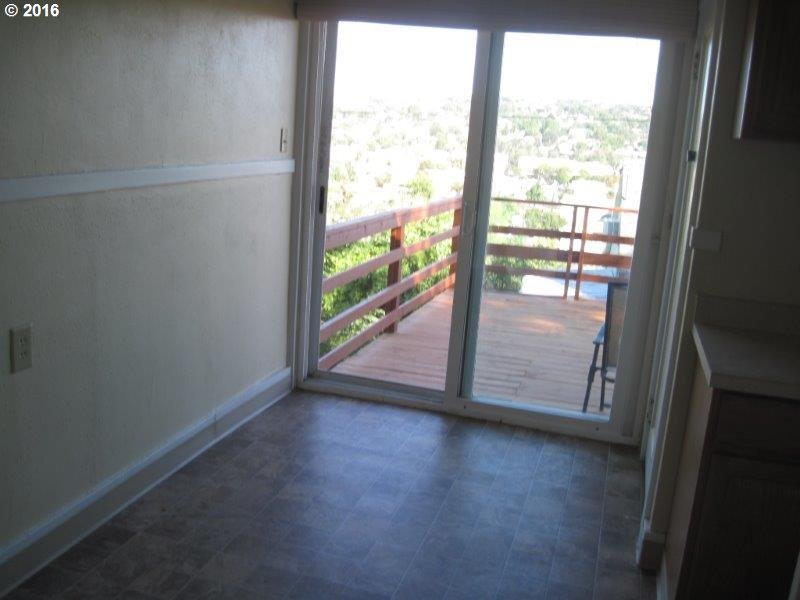 720 Southwest 5th Street Pendleton, OR 97801 - Photo 17 of 17