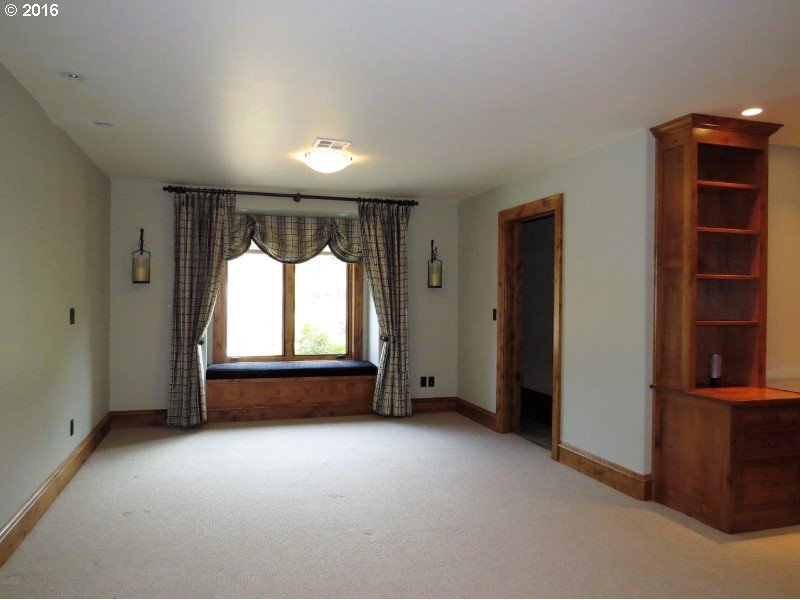 13400 Table Rock Road White City, OR 97503 - Photo 22 of 32 Gallery Image 22