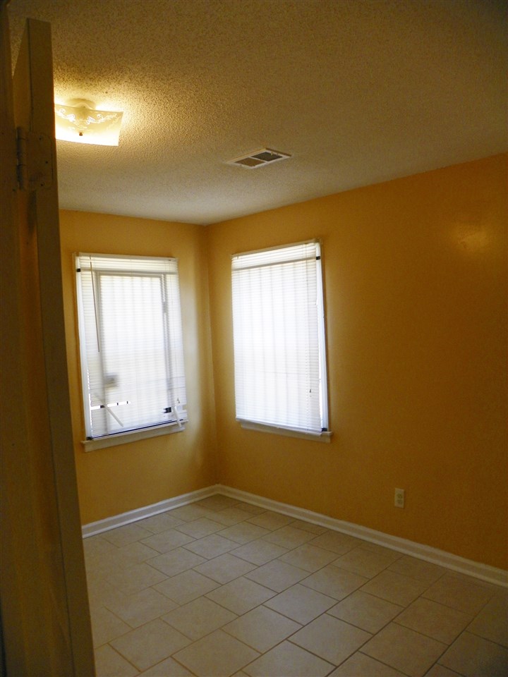 1292 Effie Road Memphis, TN 38106 - Photo 18 of 24 Another view of Bedroom 4