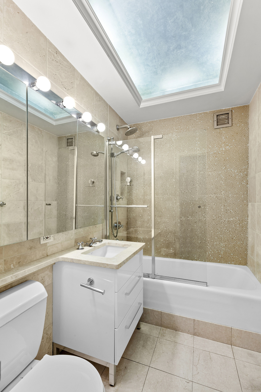 250 East 30th Street, Unit 7F Manhattan, NY 10016 - Photo 4 of 8