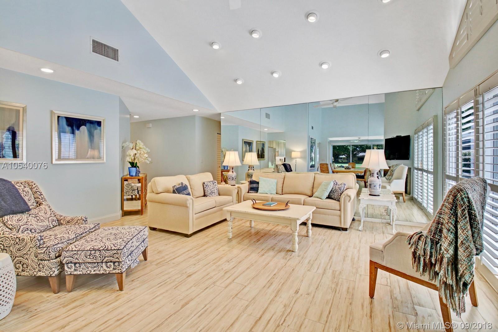 17040 Traverse Circle Jupiter, FL 33477 - Photo 6 of 39