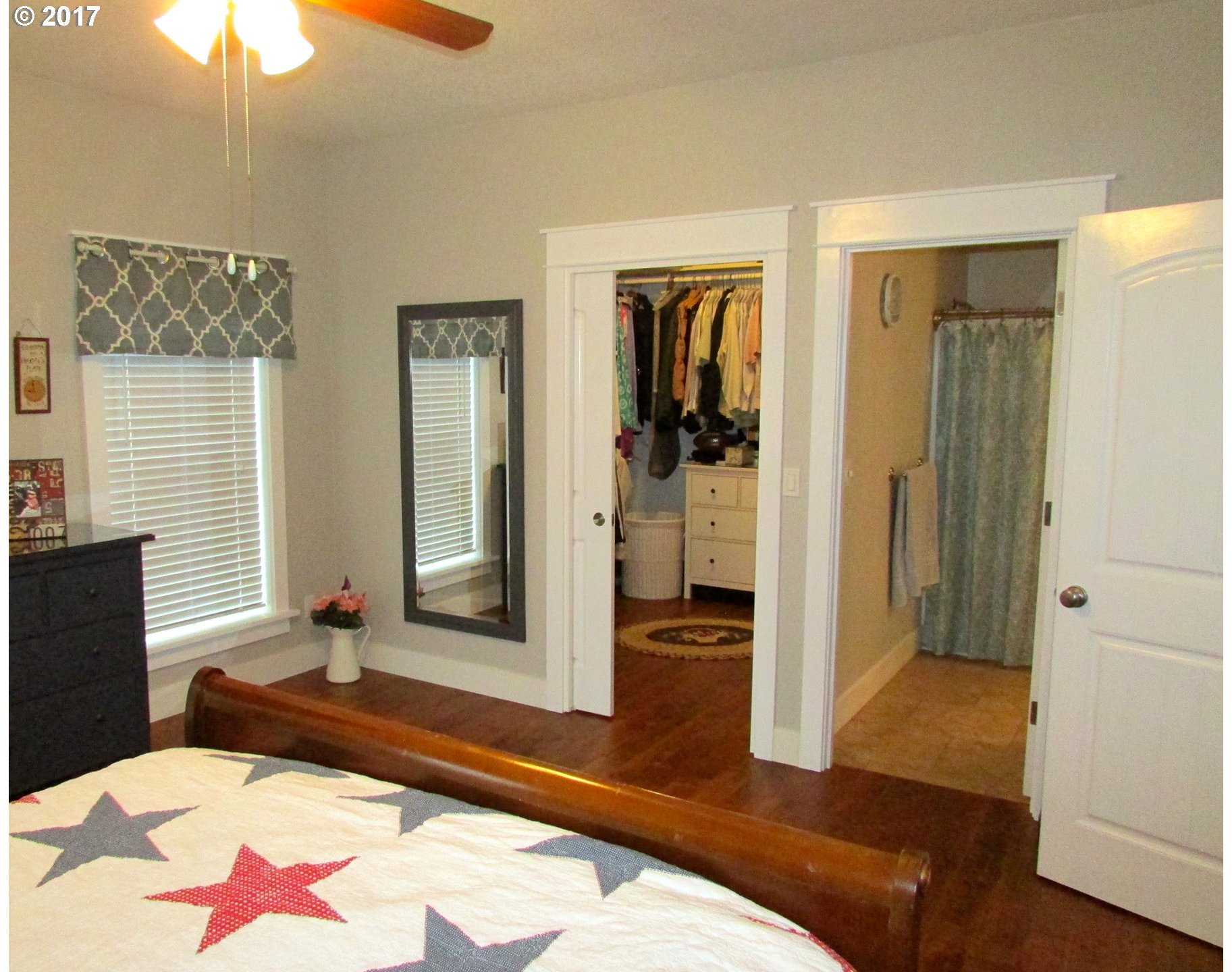 1351 Country Club Road Hood River, OR 97031 - Photo 21 of 23 Gallery Image 21
