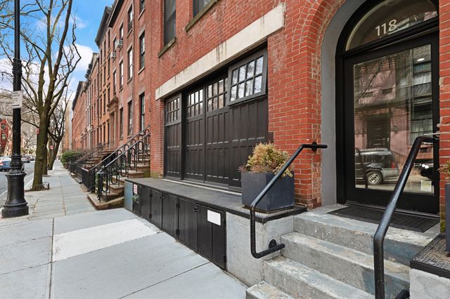 $2,270,000 | 118 State Street, Unit 2 | Brooklyn Heights