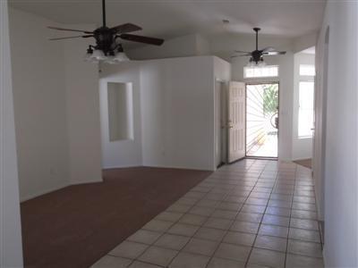 4320 Berkshire Road Bakersfield, CA 93313 - Photo 3 of 16 Gallery Image 3