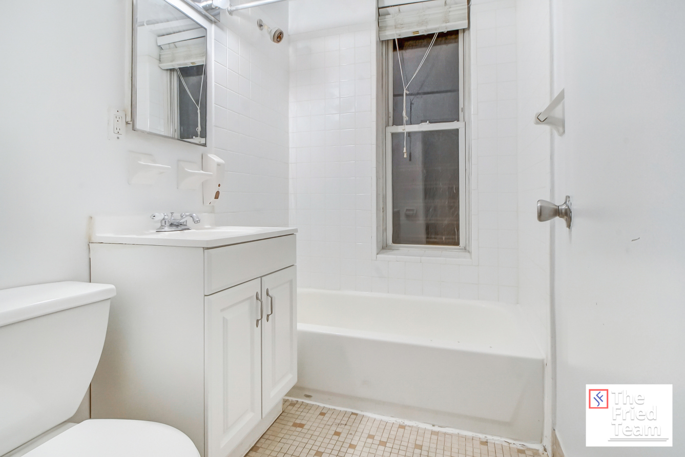 323 West 47th Street, Unit 3A Manhattan, NY 10036 - Photo 7 of 7