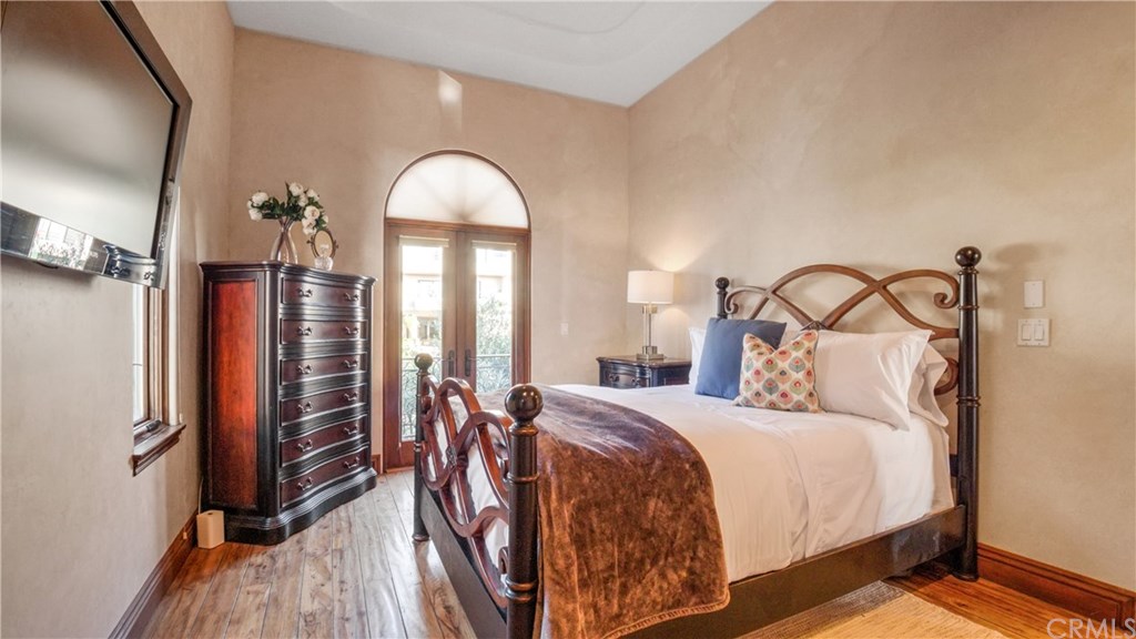 707 Esplanade, Unit B Redondo Beach, CA 90277 - Photo 30 of 39