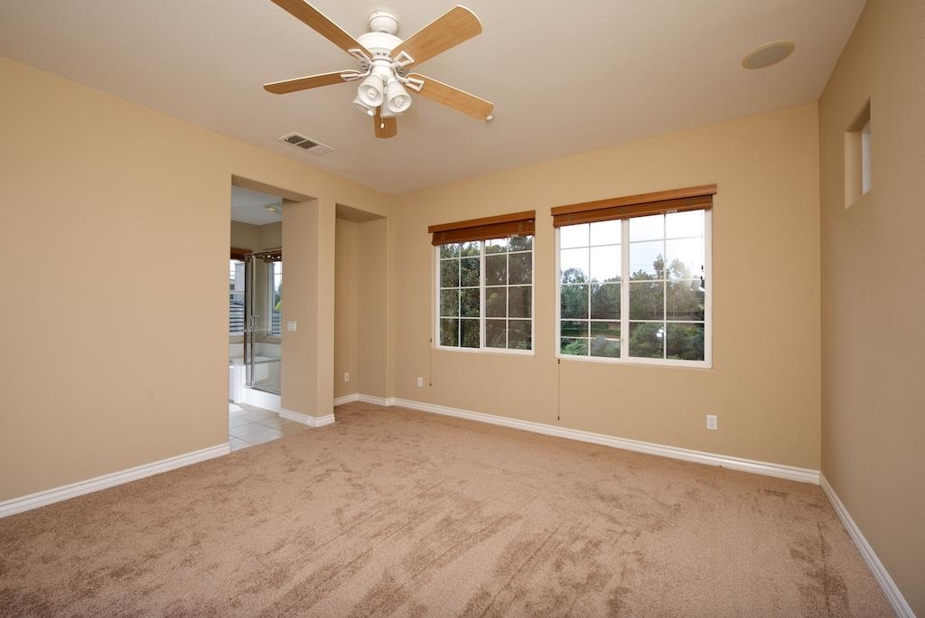 572 Beach Encinitas Ca Encinitas, CA 92024 - Photo 9 of 20 Gallery Image 9