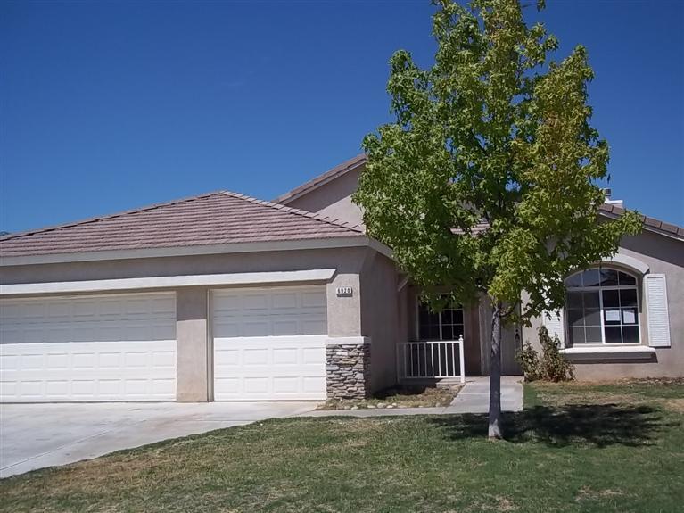 6920 Raven Pass Street Bakersfield, CA 93313 - Photo 1 of 10